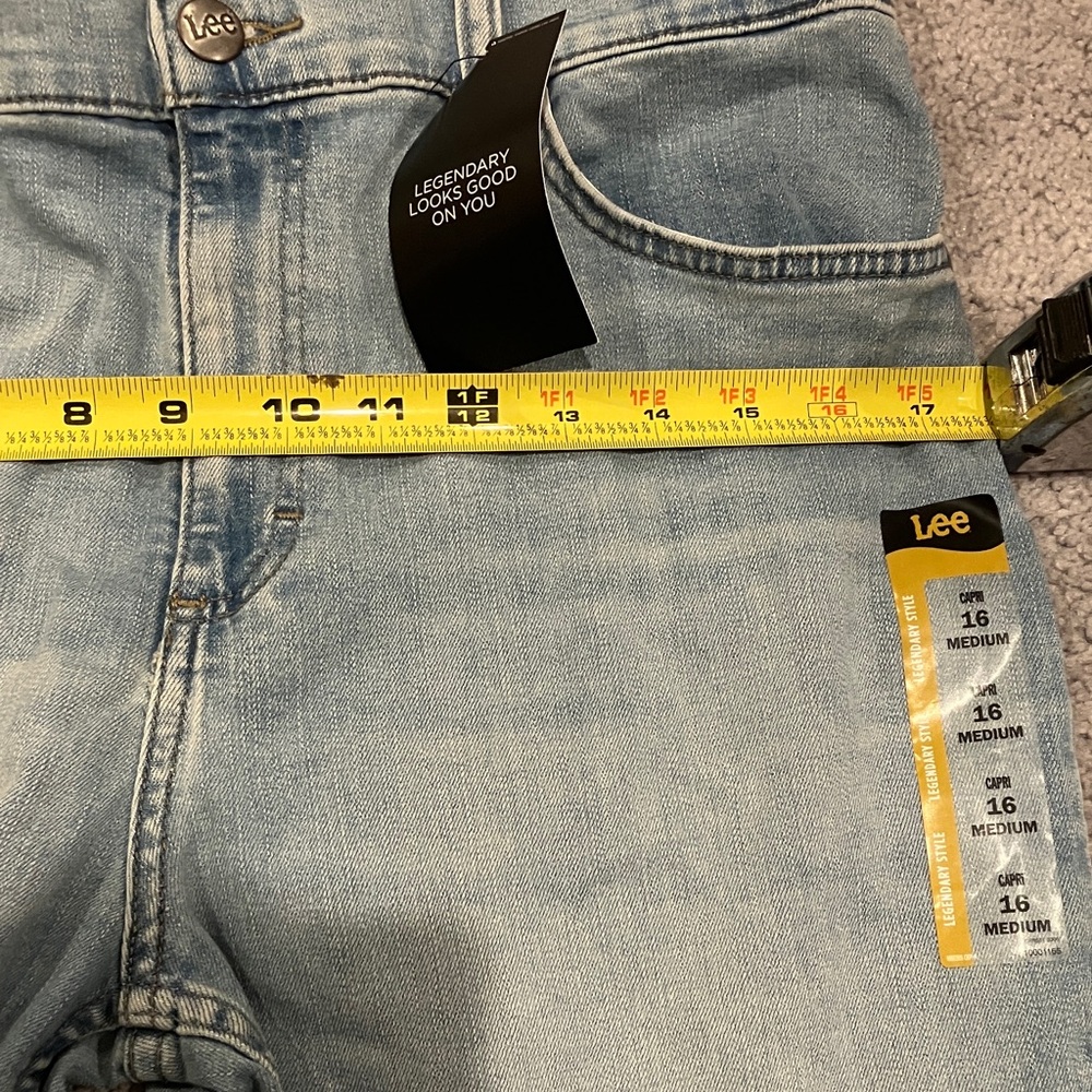 ❌SOLD on VINTED❌ - Lee Light Blue Capri Legendary Style Jeans - Picture 9 of 11